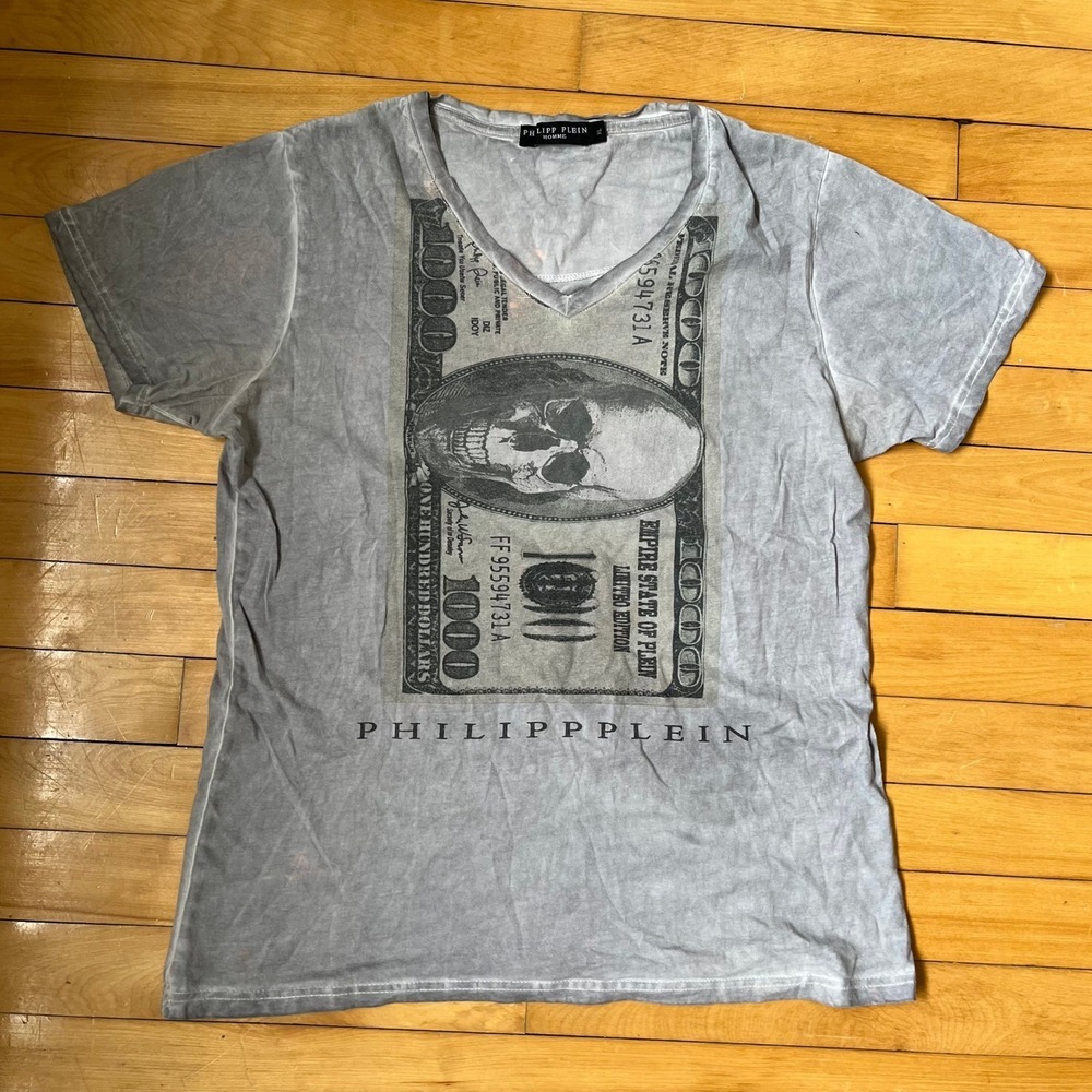 Philipp Plein Homme Grey Acid Wash Skull $1000 Bill V-Neck Graphic T-Shirt XL